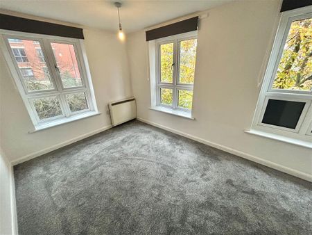 Short Stairs, NOTTINGHAM - Photo 4