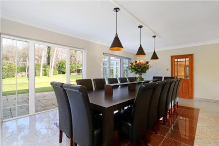 4 bedroom detached house to rent - Photo 3