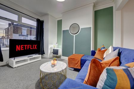 Melrose Street - Photo 2