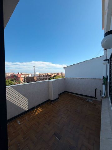 Ático de alquiler en Playa Puerto de Sagunto - Photo 2