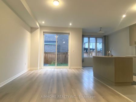 For Lease - 168 Tempel Street, Richmond Hill, Ontario - Photo 3