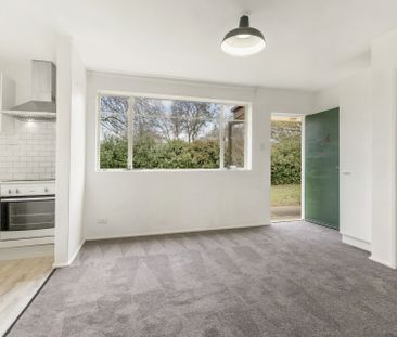 Modern comfort meets unbeatable convenience - Photo 1