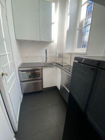 Quartier Saint Louis , appartement 2 pièces meublé - Photo 2