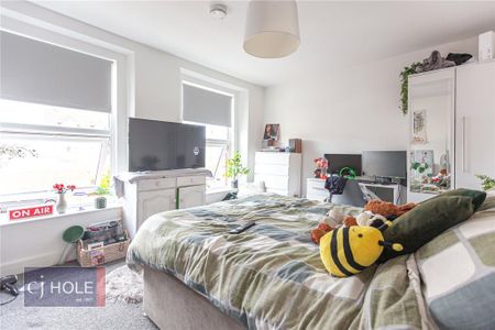 3 bedroom terraced house to rent - Photo 5