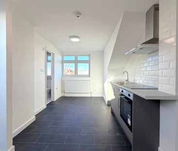 Studio Flat, White Hart Lane, N22 - Photo 1