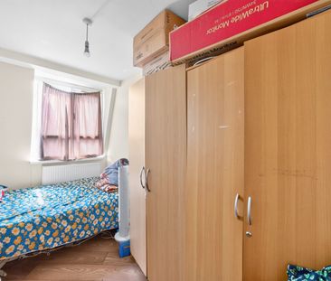 Cann Hall Road, London, E11 3NF - Photo 5