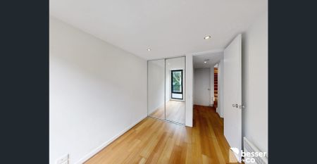 Luxurious 3-Bedroom Townhouse: Parks, City, and Harbour Living - Photo 5