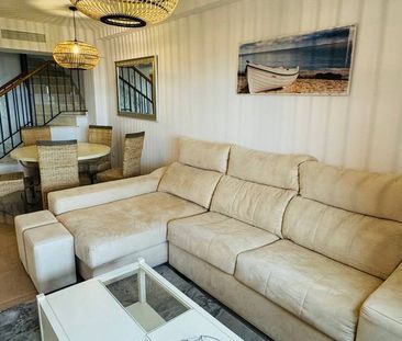 3 room luxury penthouse for rent in Estepona, Andalusia - Photo 3