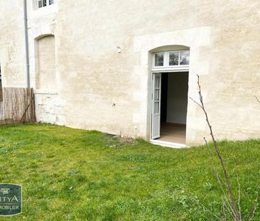Location Appartement 1 pièce 37m² FONTENAY LE COMTE 85200 - Photo 2