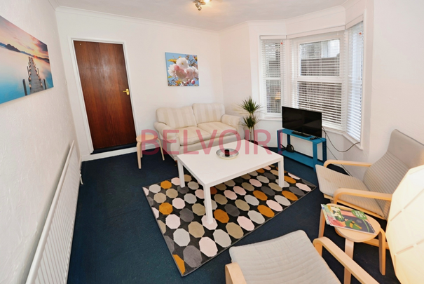 4 bedroom terraced house to rent - Photo 1