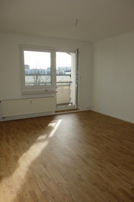 ***Wohlfühlgarantie-3-Rum-Whg. mit Balkon und Küche mit Fenster!!** - Photo 1