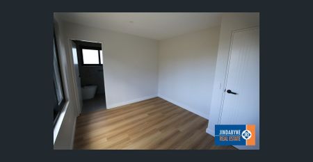 71B Twynam - Private and Luxurious - Photo 2