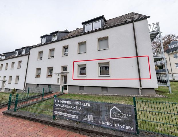 Modernisierte 2,5-Zimmer-EG-Wohnung mit Balkon – Kernsanierung 2021 – Kautionsfrei - Foto 1