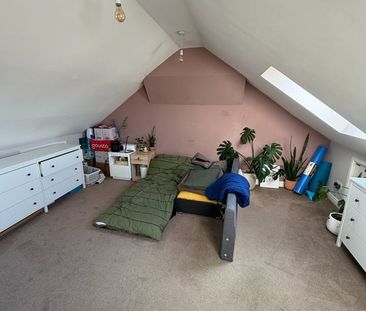 2 Bed Flat, First, BS3 - Photo 3