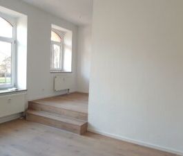 Jößnitzer Str. 147, Wohnung 1 ~~~ hochwertig saniert mit Einbauküch... - Photo 4