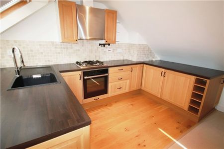 Addison Road, Guildford, Surrey, GU1 3QE - Photo 4