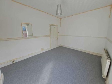 Greenfield Road, Dentons Green, WA10 - Photo 5