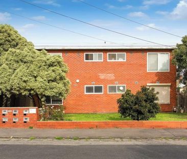 Register to Inspect // Modern Ground Floor Apartment in the Yarravi... - Photo 2