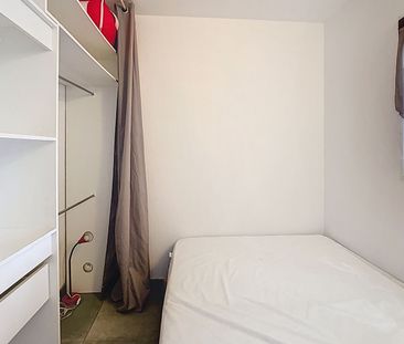 Type 1 bis meublé dans résidence sécurisée avec cave - Photo 3