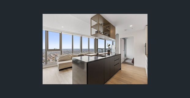 The jewel in Moonee Ponds' Crown - Photo 1