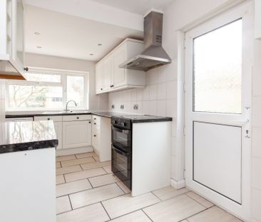 45, St. James Crescent - Photo 5