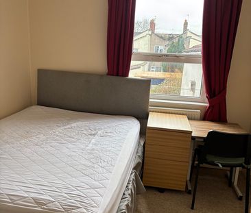 Room in a Shared House, Webb Street, BS5 - Photo 6