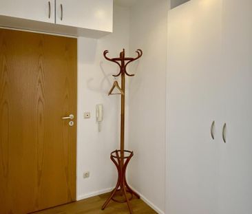 Möblierte 1,5-Zimmer-Wohnung mit Tiefgaragenstellplatz - Erstbezug ... - Photo 1