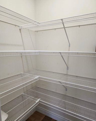 For Lease - 89 Royal Cres Crescent, Southwold, Ontario - Photo 4