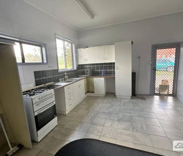 Includes Water - Photo 3