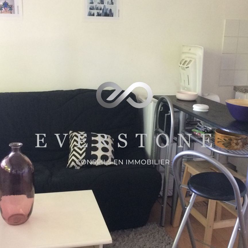 Appartement Neuilly Sur Seine 1 pièce 20.3 m2 - Photo 1
