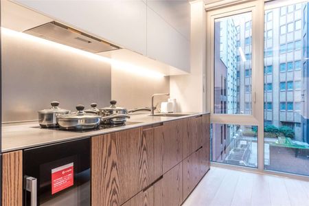 An exceptional 1 bedroom apartment located on the second floor of this development in a prime position on the historic Bartholomew Close, EC1A. - Photo 4