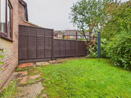 1 bedroom end of terrace house to rent - Photo 3