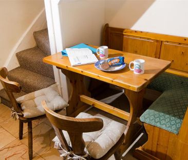 4 bedroom private hall to rent - Photo 3