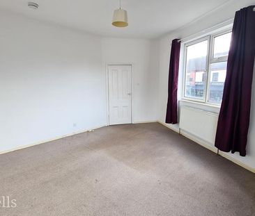 2 bedroom property to rent - Photo 3