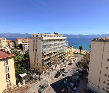 Location Appartement 2 pièces 80m² AJACCIO 20000 - Photo 2