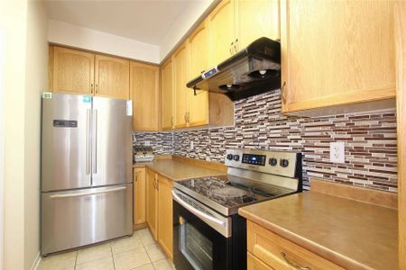 For Lease - 45 Iceberg Trail, Brampton, Ontario - Photo 4