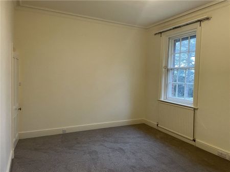 An impressive and characterful six-bedroom detached house offering generous accomodation in a peaceful countryside setting. - Photo 4