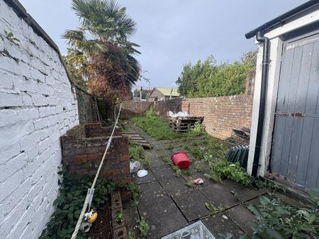 4 bedroom house to rent - Photo 2