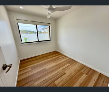 1 Mainsail St, Currumbin Waters, Qld 4223 - Photo 2