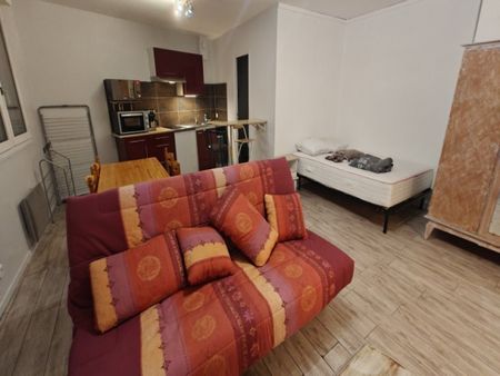 Libre le ..Maintenant Mt Loyer :440 Mt des charges :30 - Photo 2