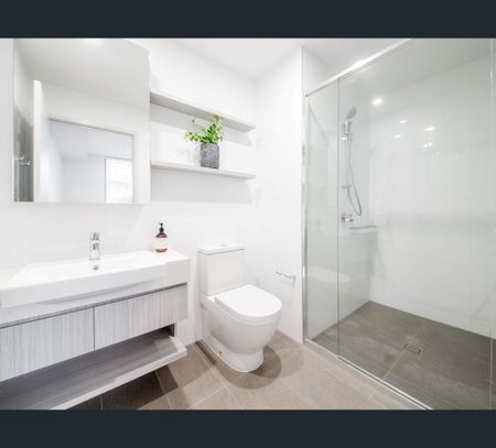 506/8 Dickens St, Spring Hill, Qld 4000 - Photo 2