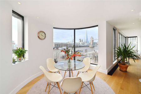 St. Katharines Way, London, E1W 1BE - Photo 4