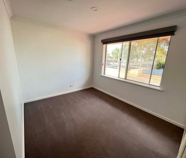 NEAT & TIDY 3x2 HOME - Photo 3