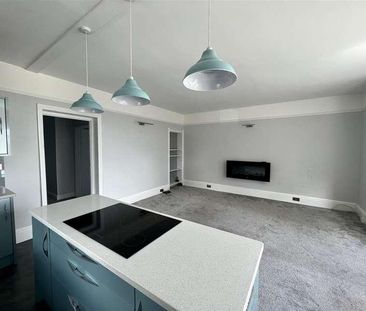 Graham Road, Malvern, WR14 - Photo 2