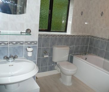 Copperwood, Hertford - Photo 6