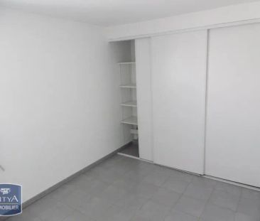 Appartement à louer 4 pièces 77.2m² - Photo 3