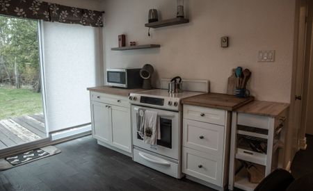 For Lease - 114 Chamonix Crescent, Blue Mountains, Ontario - Photo 2