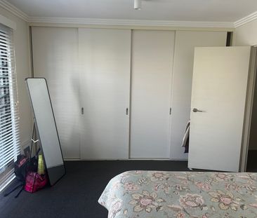 Erskineville - Photo 1