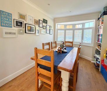 Kashmir Close, Addlestone, Surrey, KT15 - Photo 3