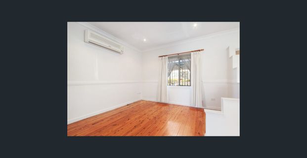 Two Bedroom House available for lease - Photo 1
